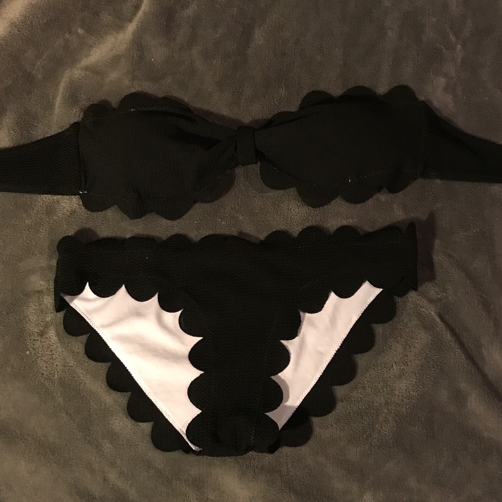 Scalloped Bikini